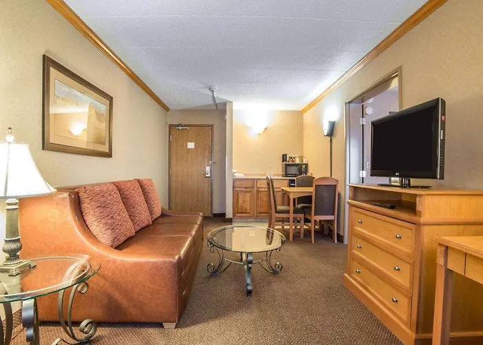 Hotel Quality & Near Event Center 5*