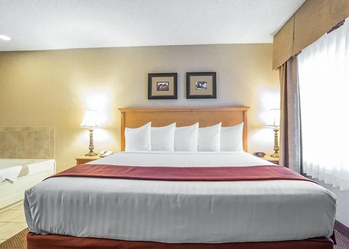 Hotel Quality & Near Event Center 5*